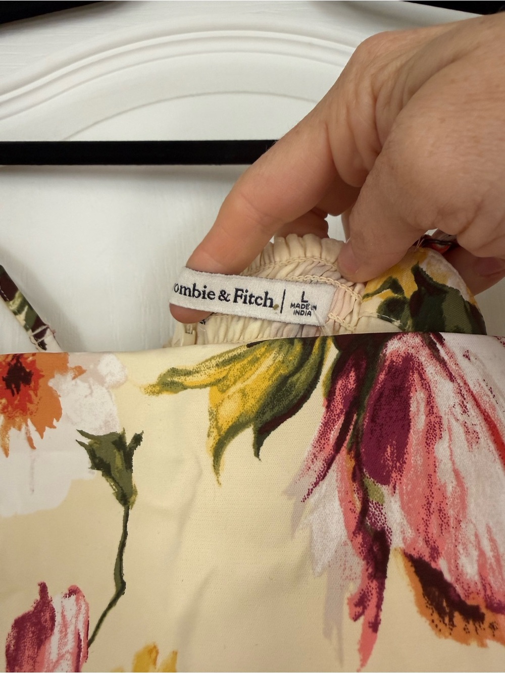 Abercrombie & Fitch Cream Floral Mini Dress - Picture 3 of 5